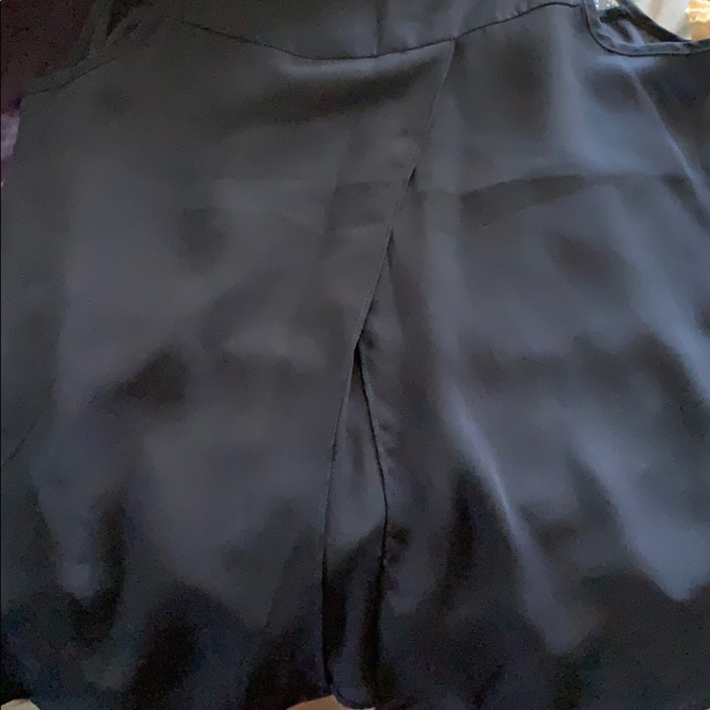 Blue top - Picture 6 of 7